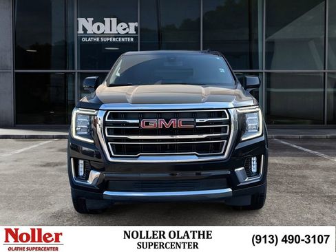 Used 2022 GMC Yukon SLT AWD/4WD image 1