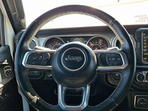 Certified 2022 Jeep Wrangler Unlimited Sahara w/ Cold Weather Group AWD/4WD image 21