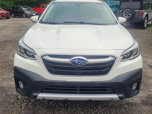 Used 2020 Subaru Outback Limited w/ Popular Package #2 AWD/4WD image 3