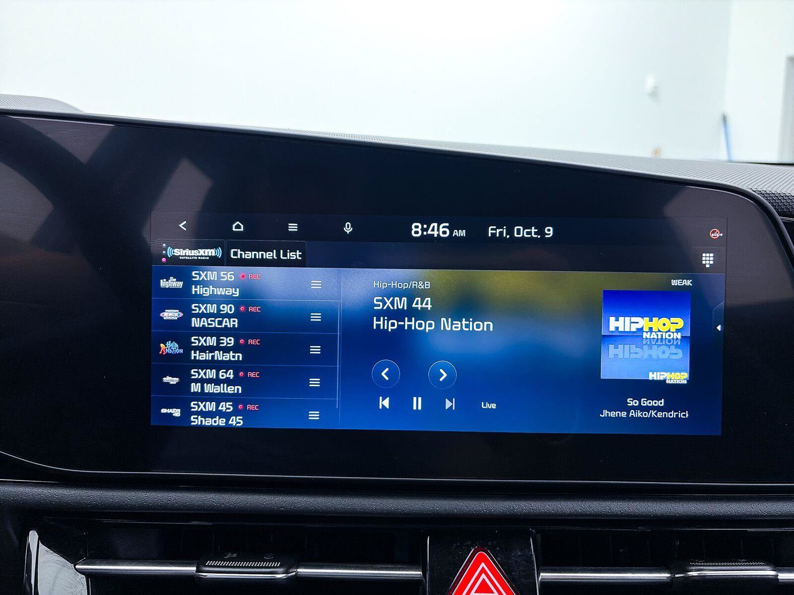 Used 2025 Kia Niro EX FWD image 27