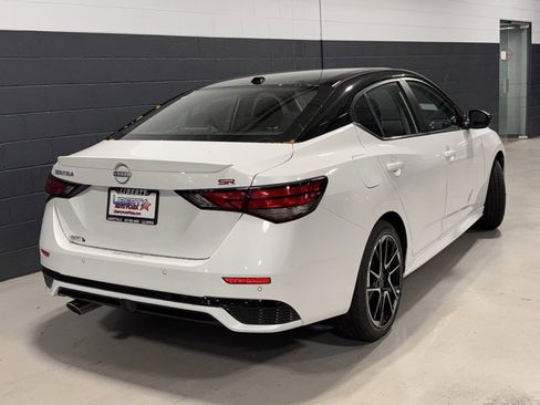 New 2025 Nissan Sentra SR image 12