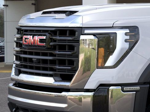 New 2026 GMC Sierra 2500 Pro AWD/4WD image 13