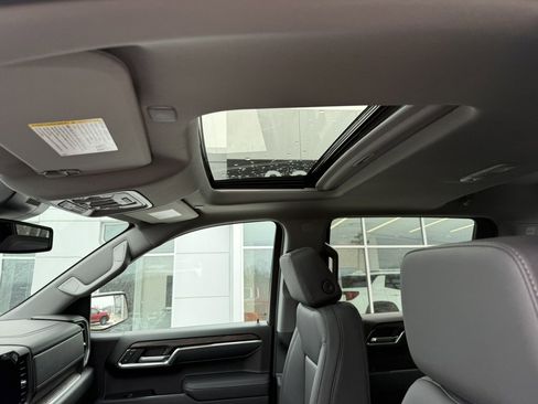 New 2026 GMC Sierra 1500 SLT w/ SLT Premium Plus Package image 13