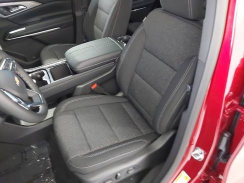 New 2026 Chevrolet Traverse LT w/ Driver Confidence Package FWD image 23