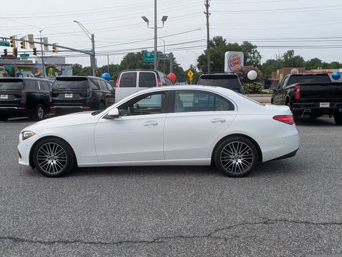 Used 2023 Mercedes-Benz C 300 4MATIC Sedan w/ Exclusive Trim Package image 5
