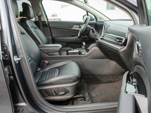 Used 2023 Kia Sportage SX image 36