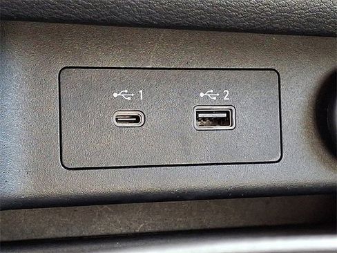 Used 2023 Nissan Rogue SV image 24