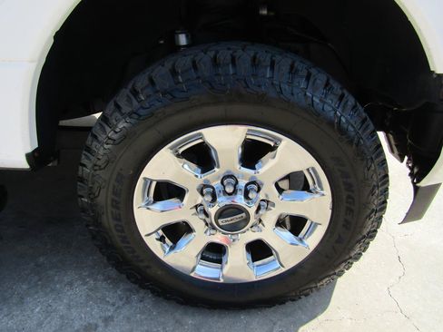 Used 2019 Ford F250 Lariat w/ Lariat Ultimate Package AWD/4WD image 7