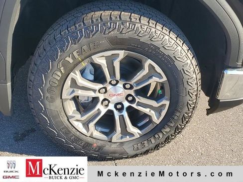 New 2026 GMC Sierra 1500 SLE AWD/4WD image 30