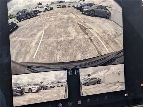 Used 2022 Tesla Model S AWD/4WD image 16