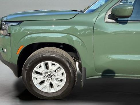 Used 2024 Nissan Frontier SV w/ SV Convenience Package image 33