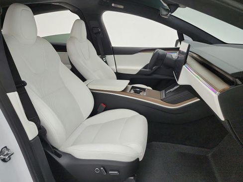 Used 2023 Tesla Model X AWD/4WD image 19
