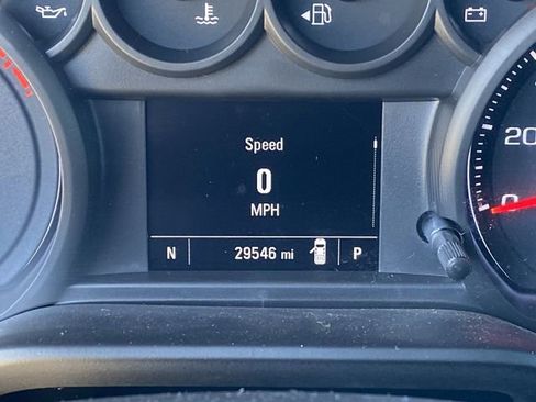 Used 2021 Chevrolet Silverado 1500 Custom image 16