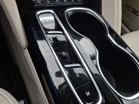 Used 2023 Buick Envision Avenir image 15