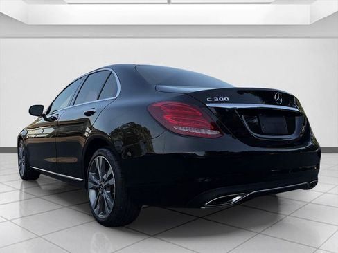 Used 2017 Mercedes-Benz C 300 4MATIC Sedan image 3