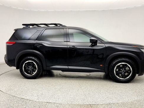 Used 2025 Nissan Pathfinder Rock Creek AWD/4WD image 4