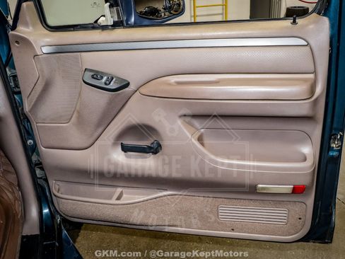 Used 1995 Ford F250 XLT image 64