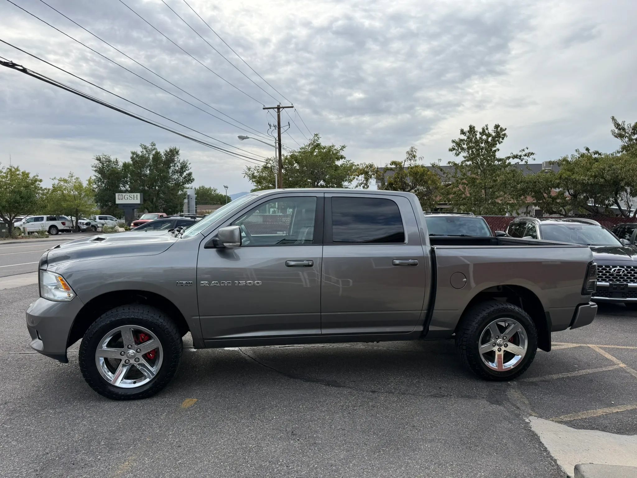 Used 2011 RAM 1500 Sport w/ Sport Premium Group AWD/4WD image 8