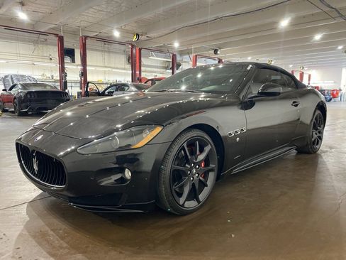 Used 2012 Maserati GranTurismo Sport image 22