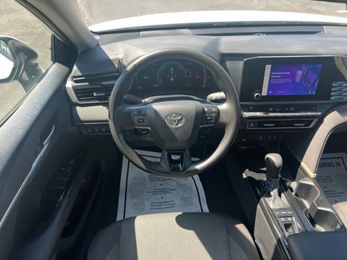 Used 2025 Toyota Camry LE FWD image 2
