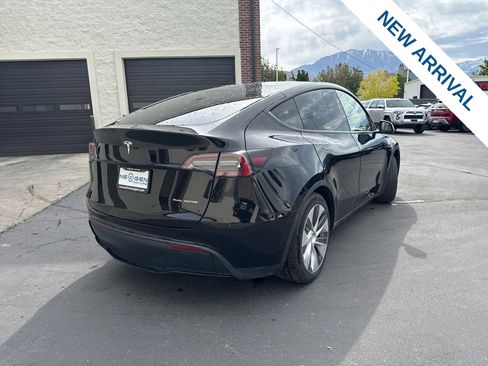 Used 2023 Tesla Model Y Long Range AWD/4WD image 6
