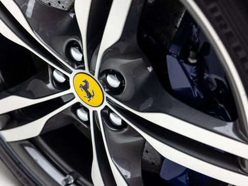 Certified 2023 Ferrari Portofino M RWD image 23