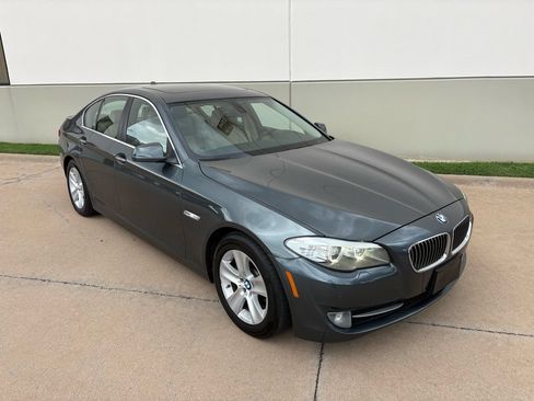 Used 2012 BMW 528i Sedan RWD image 2
