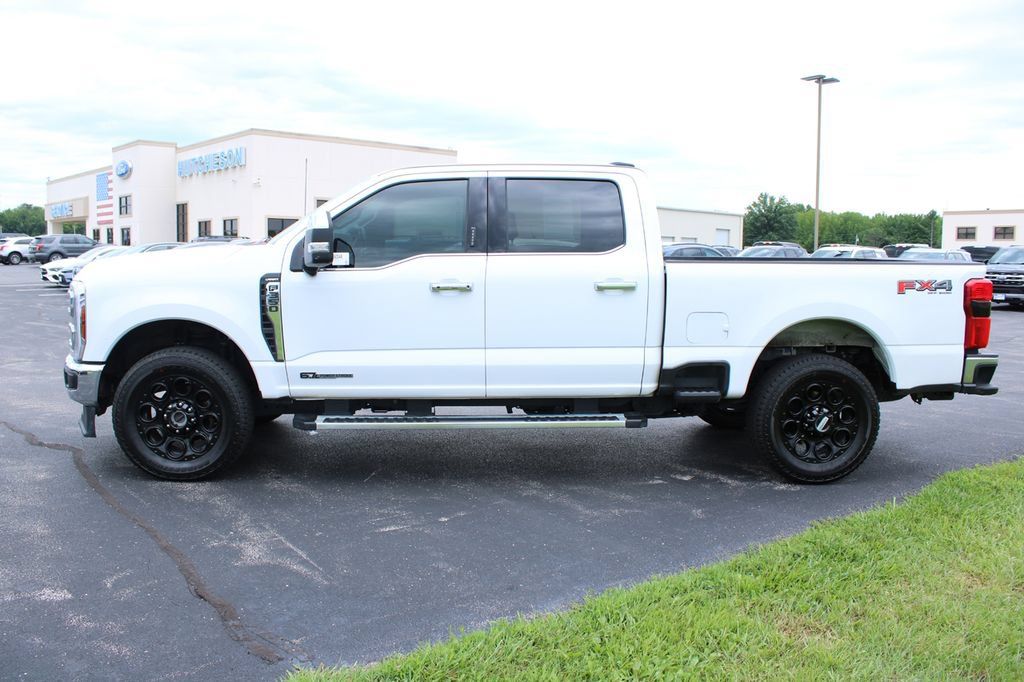 Used 2024 Ford F350 Lariat w/ Chrome Package AWD/4WD image 4