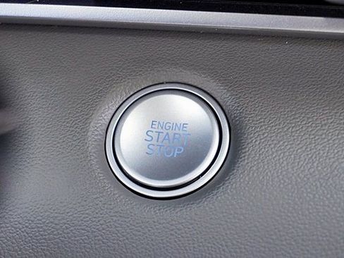 Certified 2026 Hyundai Elantra Sport image 28