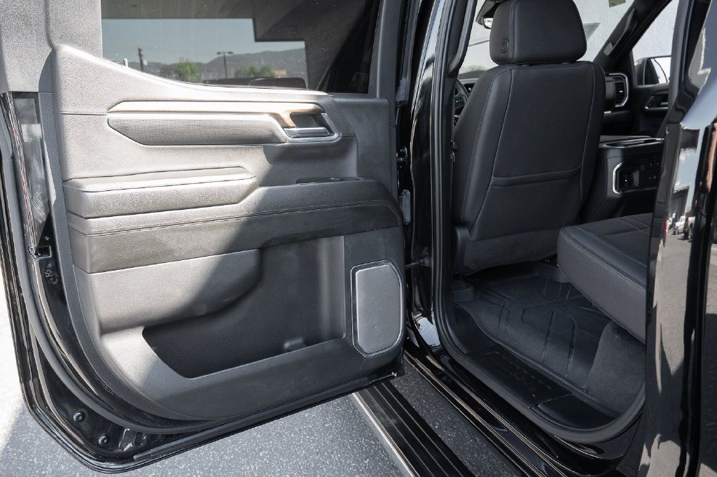 Used 2024 Chevrolet Silverado 1500 High Country RWD image 43