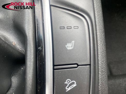 Used 2020 Hyundai Kona SEL w/ Cargo Package image 24