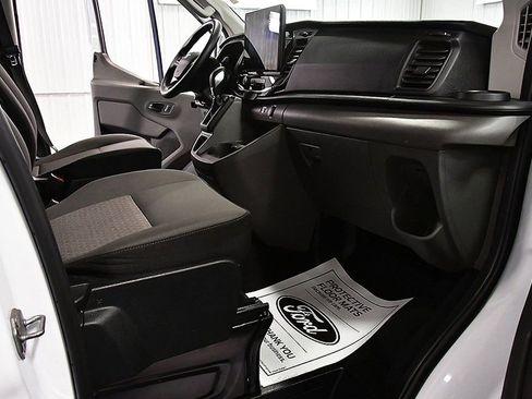 Used 2023 Ford Transit 350 XLT image 26