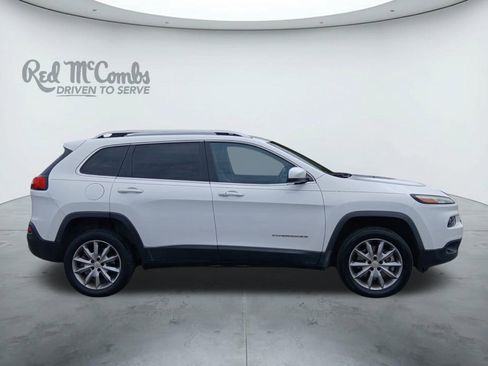 Used 2018 Jeep Cherokee Limited w/ Luxury Group image 6