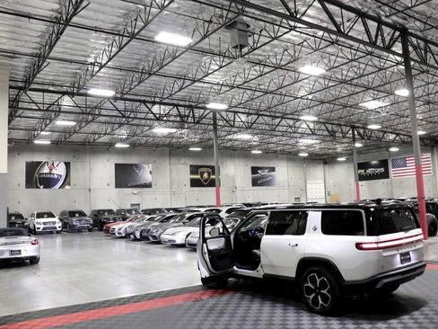 Used 2023 Rivian R1S Adventure Quad AWD/4WD image 14