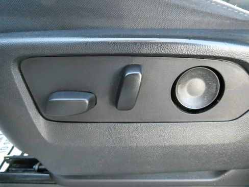 Certified 2022 Chevrolet Silverado 1500 RST image 22