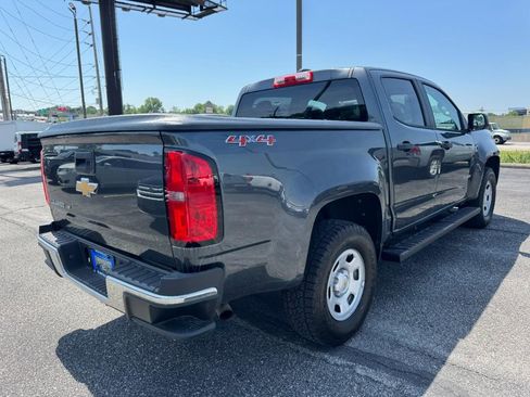 Used 2017 Chevrolet Colorado W/T w/ WT Convenience Package AWD/4WD image 3