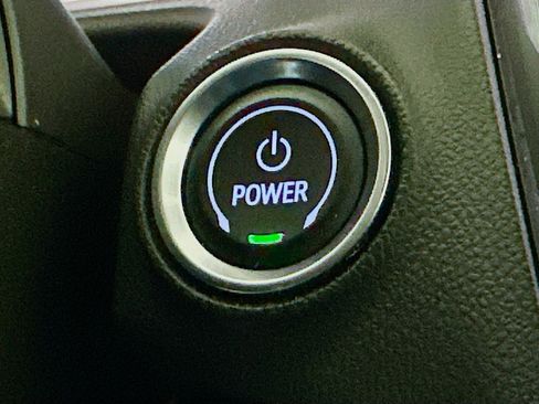 Used 2023 Chevrolet Bolt EUV LT w/ Convenience Package image 20