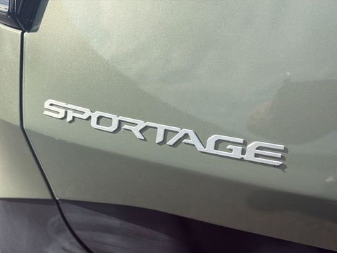 Used 2023 Kia Sportage X-Line AWD/4WD image 14