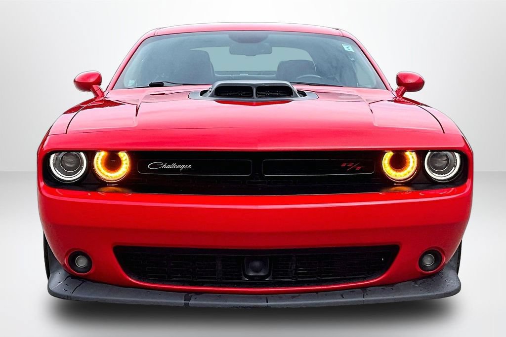 Used 2016 Dodge Challenger R/T Scat Pack RWD image 2