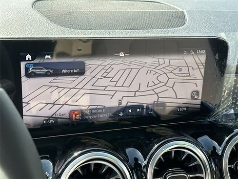 Used 2024 Mercedes-Benz EQB 250+ image 13