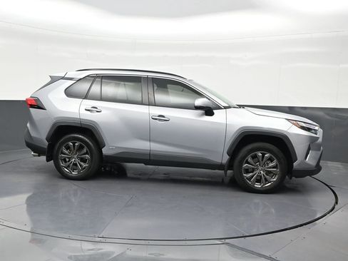 Used 2024 Toyota RAV4 XLE Premium w/ Weather Package AWD/4WD image 7