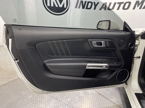 Used 2018 Ford Mustang GT Premium RWD image 14