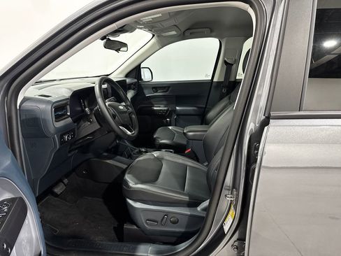 Used 2025 Ford Maverick Lobo AWD/4WD image 14