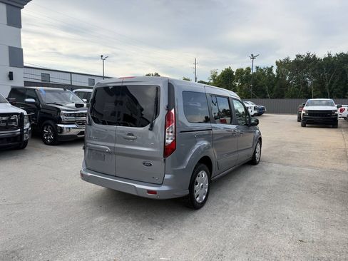 Used 2022 Ford Transit Connect XLT FWD image 5