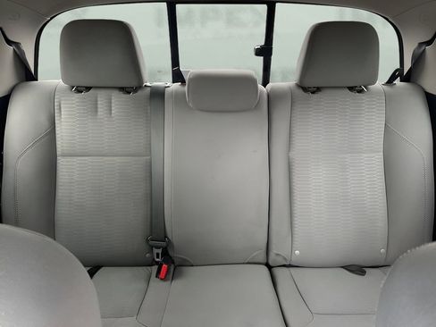 Used 2019 Toyota Tacoma SR image 10