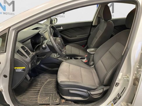 Used 2018 Kia Forte LX w/ LX Popular Package FWD image 9