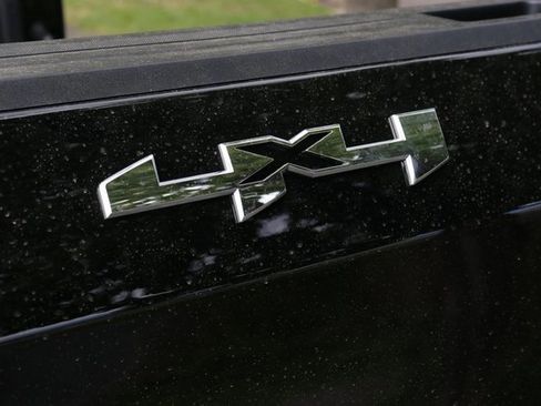 New 2026 GMC Sierra 1500 SLT w/ SLT Premium Plus Package image 8