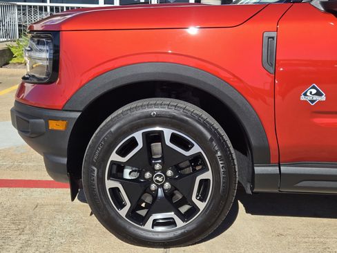 Certified 2024 Ford Bronco Sport Outer Banks w/ Tech Package image 5