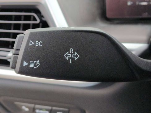 Certified 2025 BMW X5 xDrive40i w/ Executive Package image 26