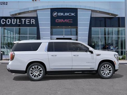 New 2026 GMC Yukon XL Denali w/ Denali Reserve Package image 5